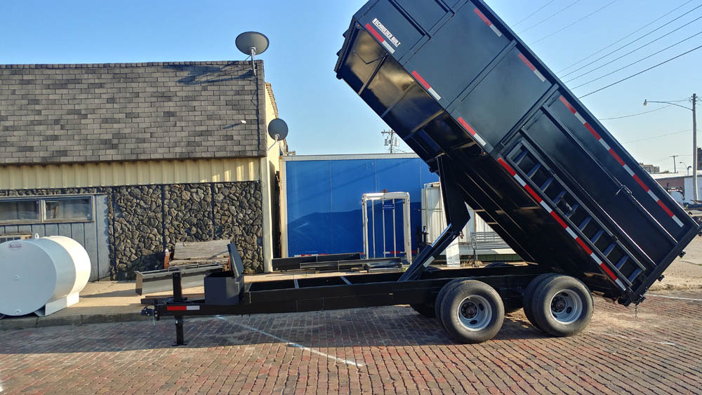Finding Customized Dump Trailers for Rent in North Bend